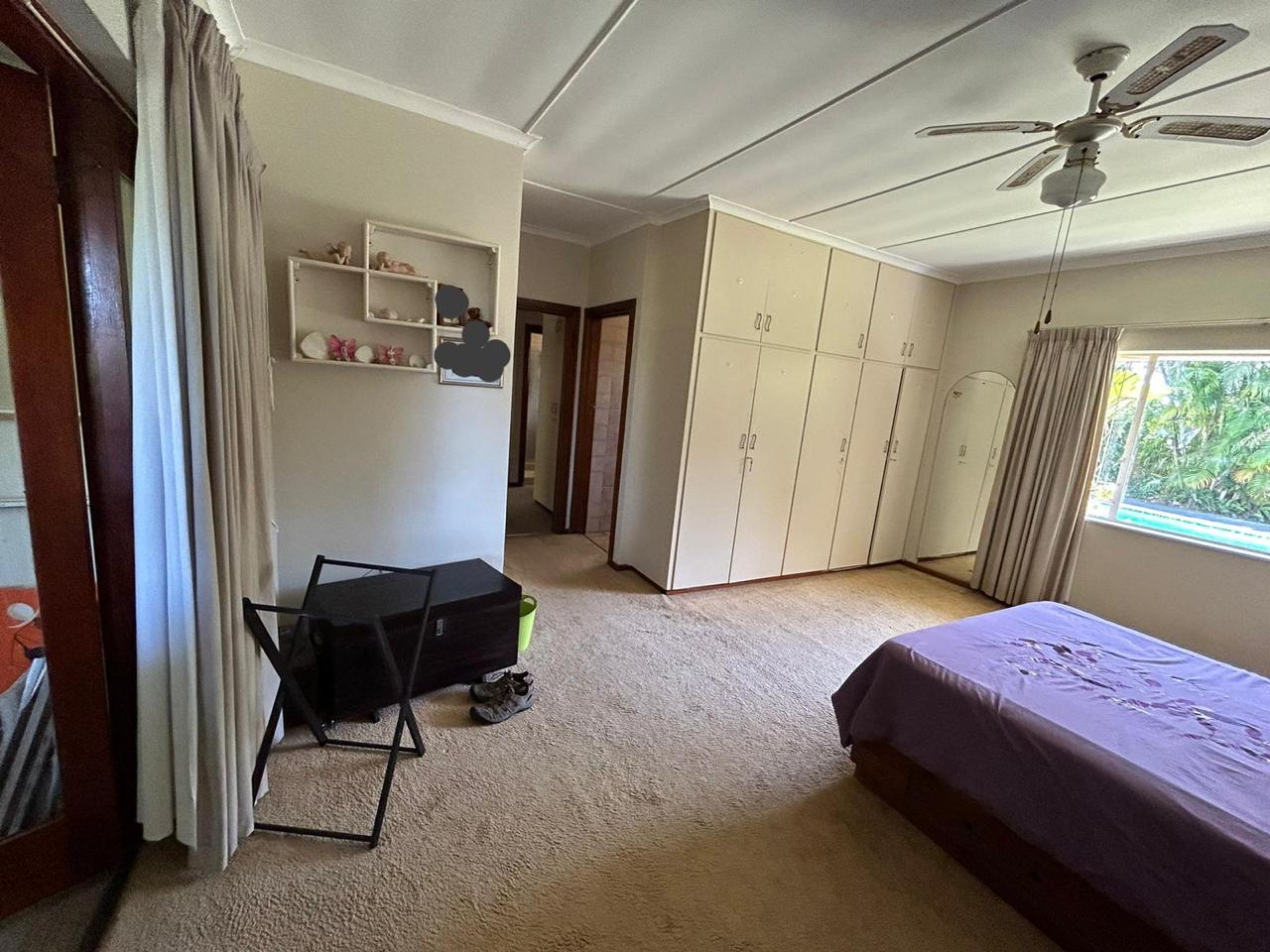 5 Bedroom Property for Sale in Beacon Bay Eastern Cape